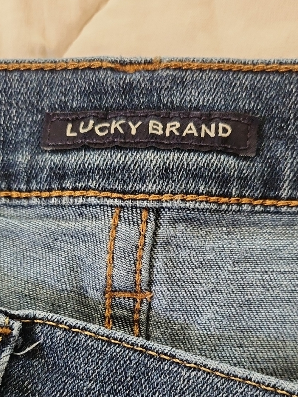 Lucky Brand 410 Athletic Slim - Size W36/L32 - Picture 6 of 8